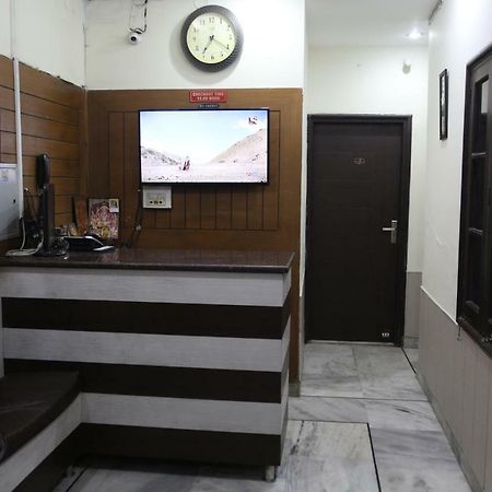 Time Square Guest House Jalandhar Extérieur photo