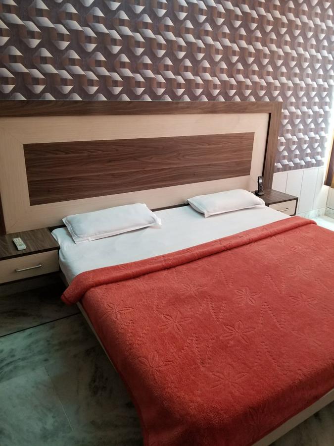 Time Square Guest House Jalandhar Extérieur photo