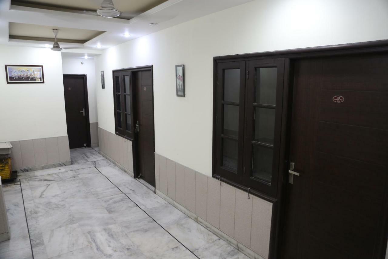 Time Square Guest House Jalandhar Extérieur photo