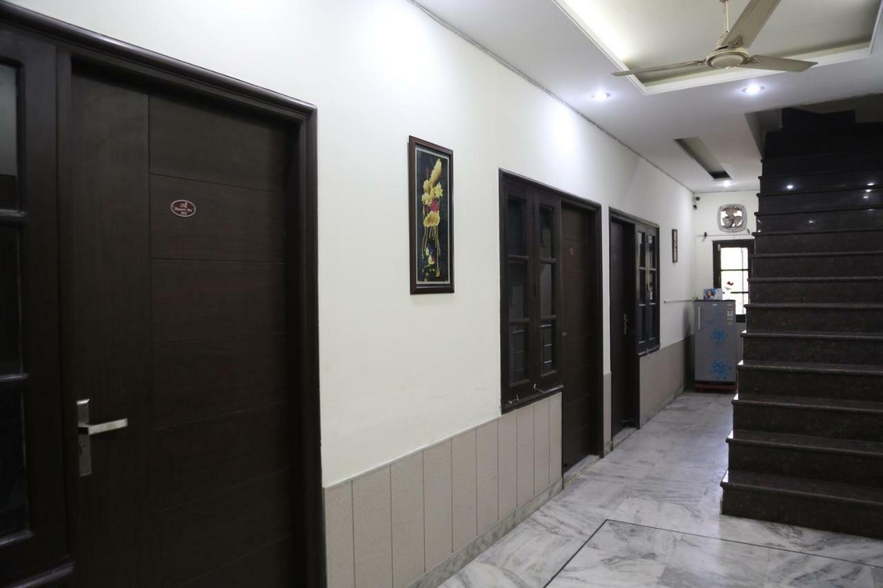 Time Square Guest House Jalandhar Extérieur photo
