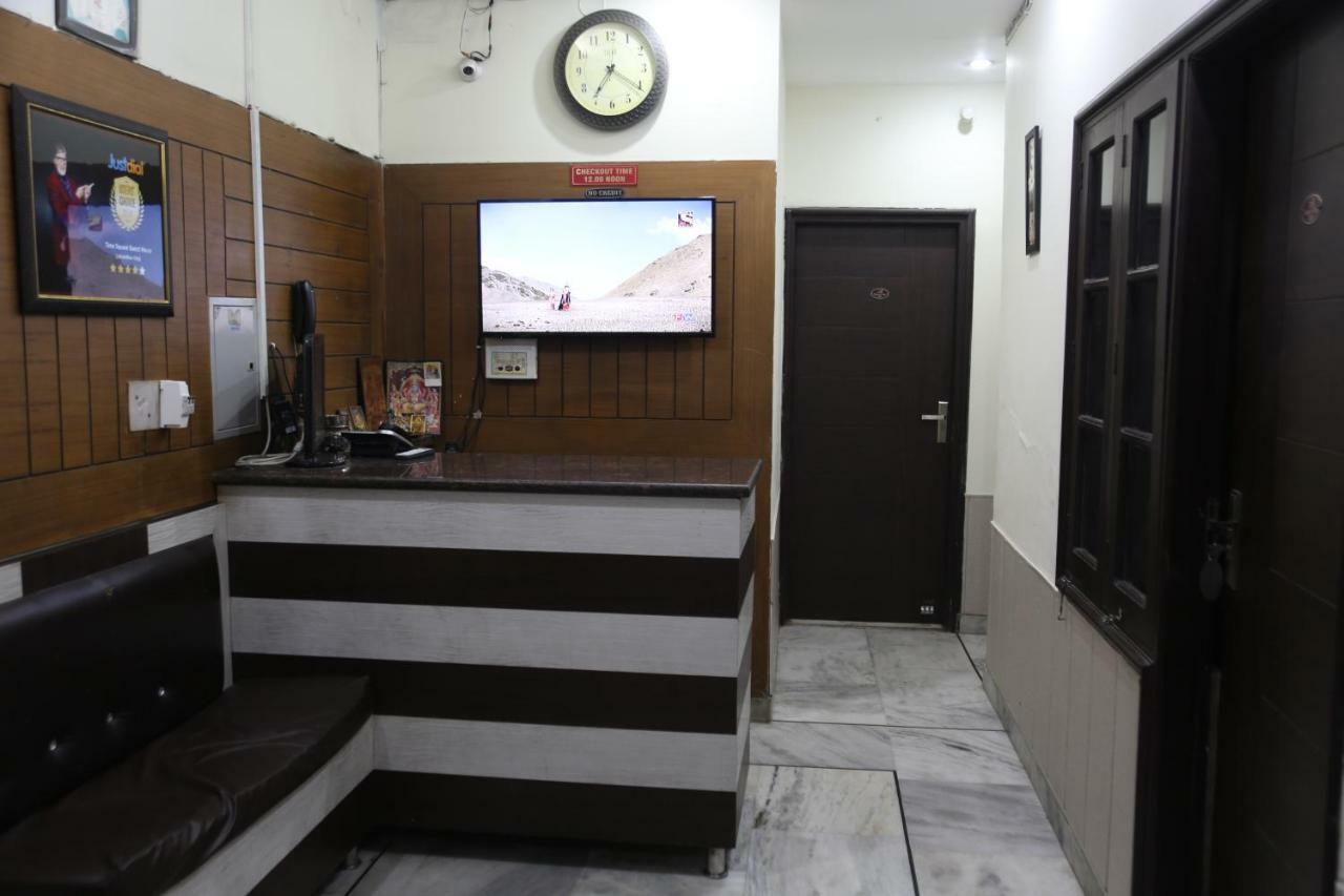 Time Square Guest House Jalandhar Extérieur photo