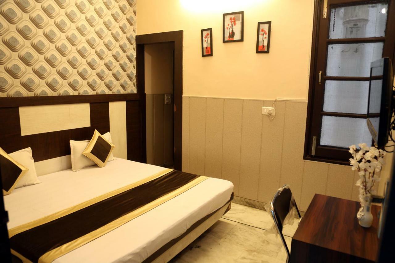 Time Square Guest House Jalandhar Extérieur photo